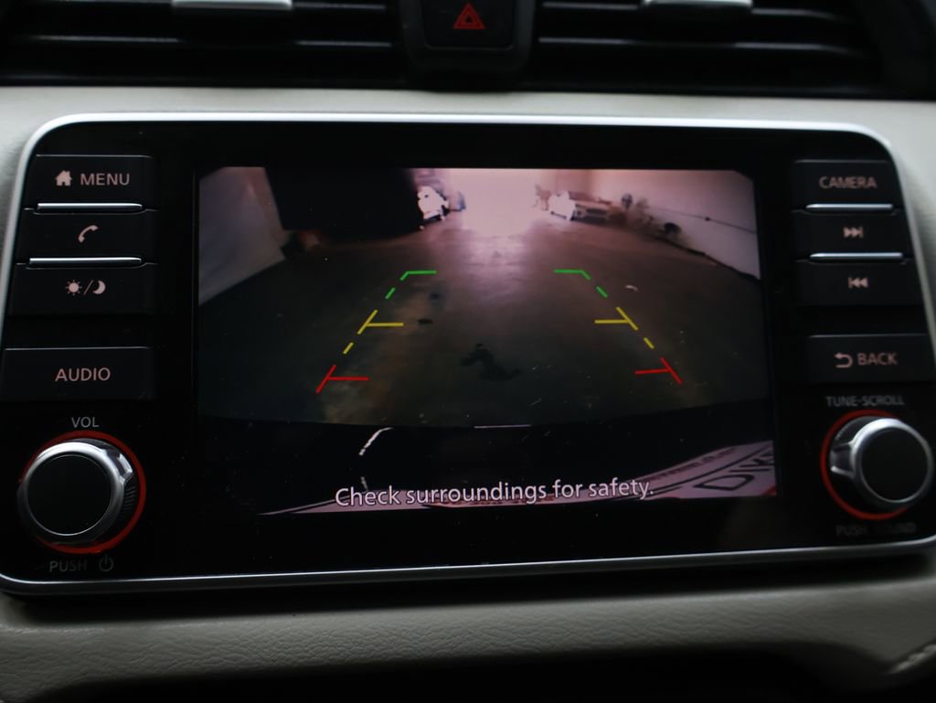 Used 2021 Nissan Versa SV image 21