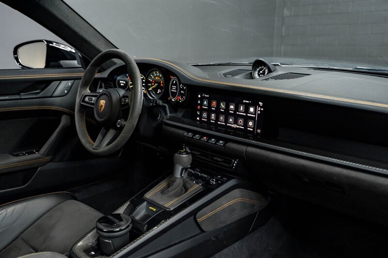Used 2022 Porsche 911 GT3 RWD image 16