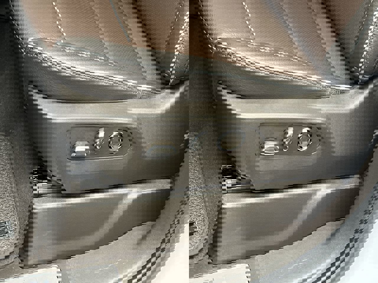 Used 2026 GMC Sierra 1500 Denali w/ Denali Reserve Package image 12