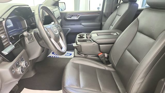 Used 2025 GMC Sierra 1500 SLT AWD/4WD image 10