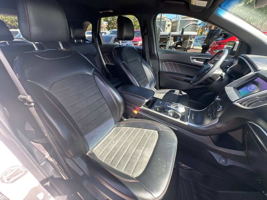 Used 2020 Ford Edge ST-Line FWD image 18