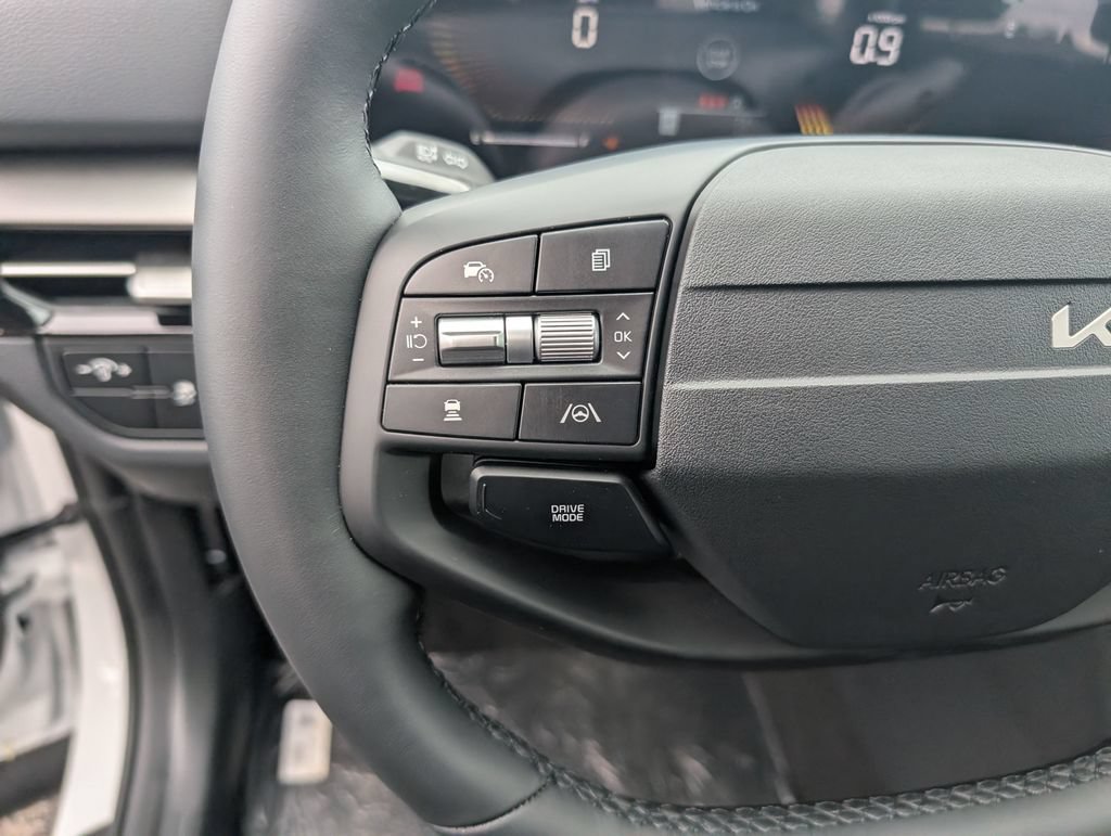 New 2026 Kia Sportage LX AWD/4WD image 16