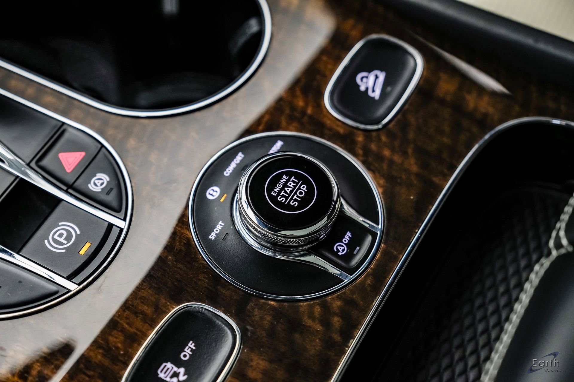 Used 2019 Bentley Bentayga image 76