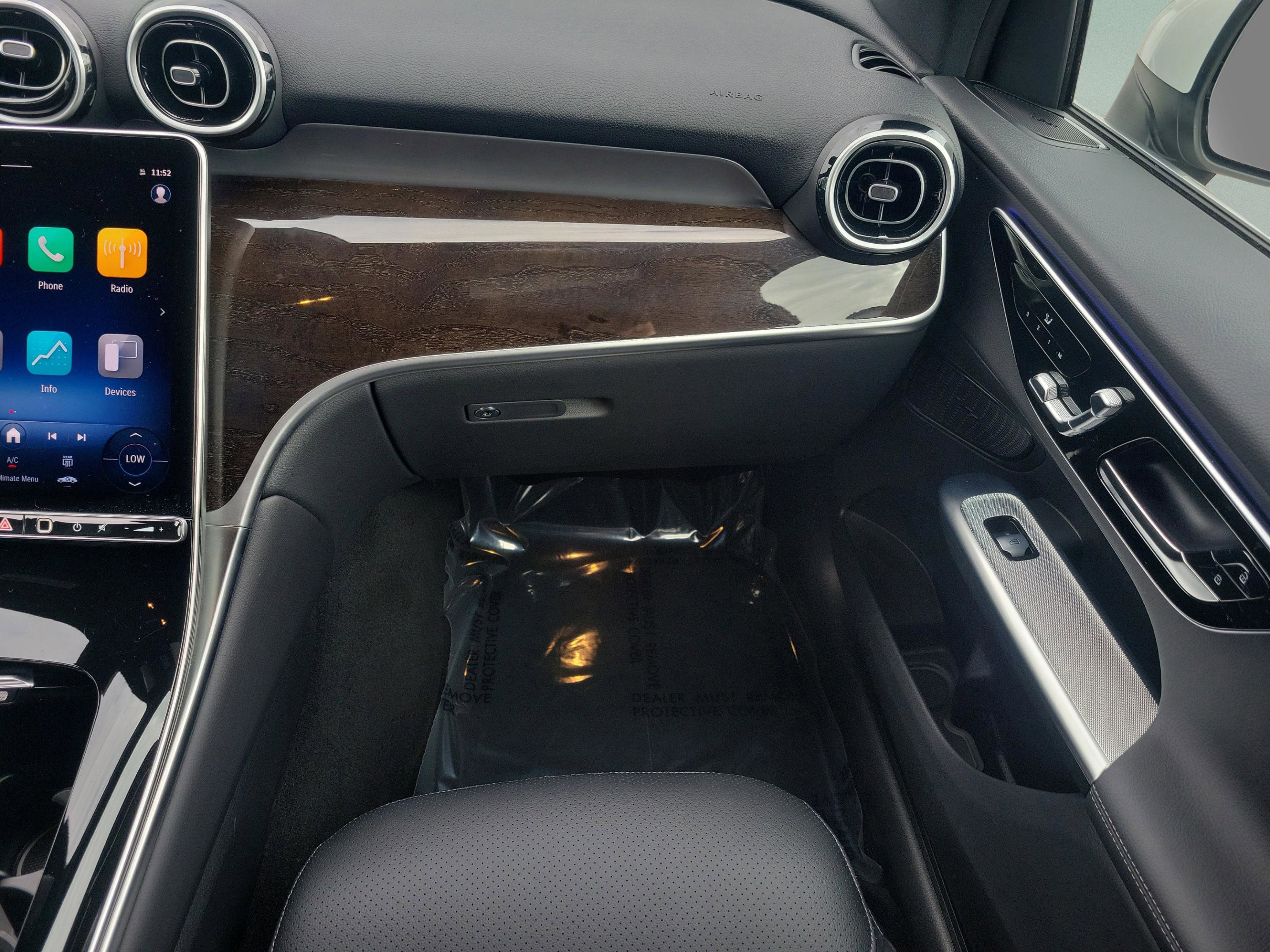 Certified 2025 Mercedes-Benz GLC 300 image 19