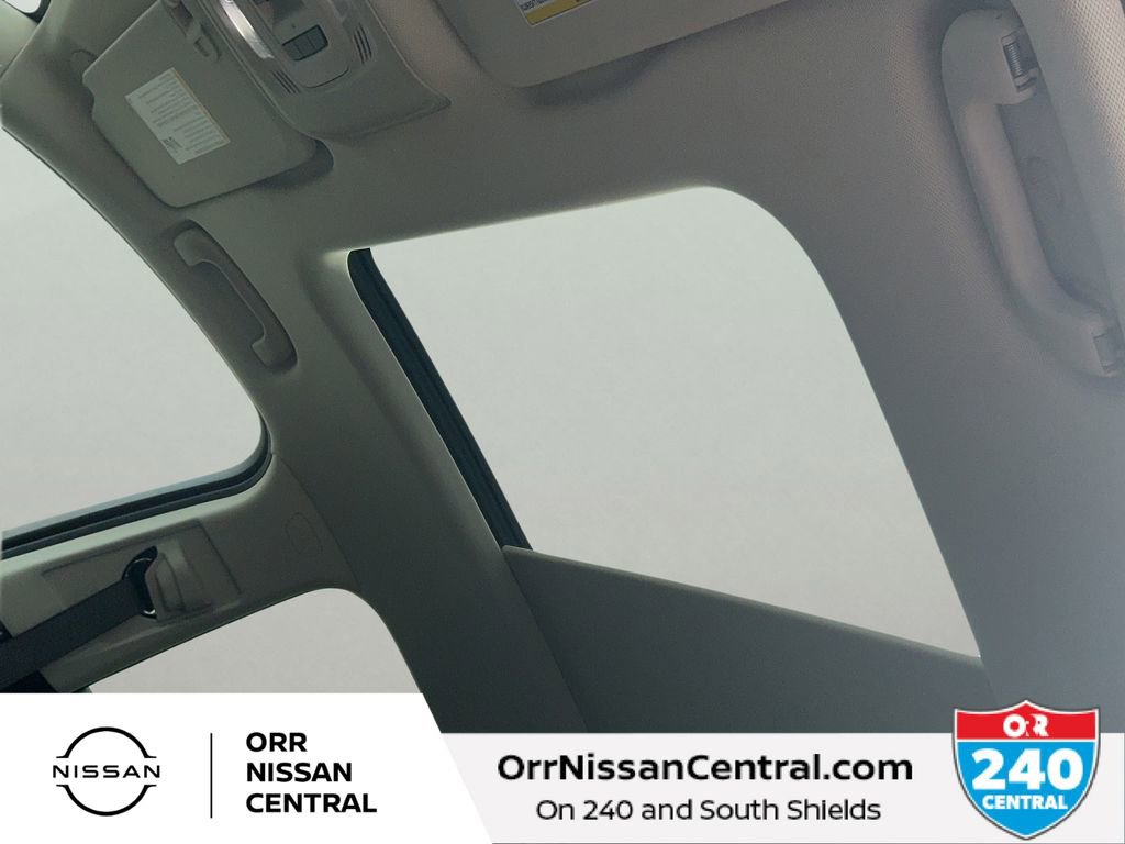 Used 2023 Buick Envision Avenir image 18