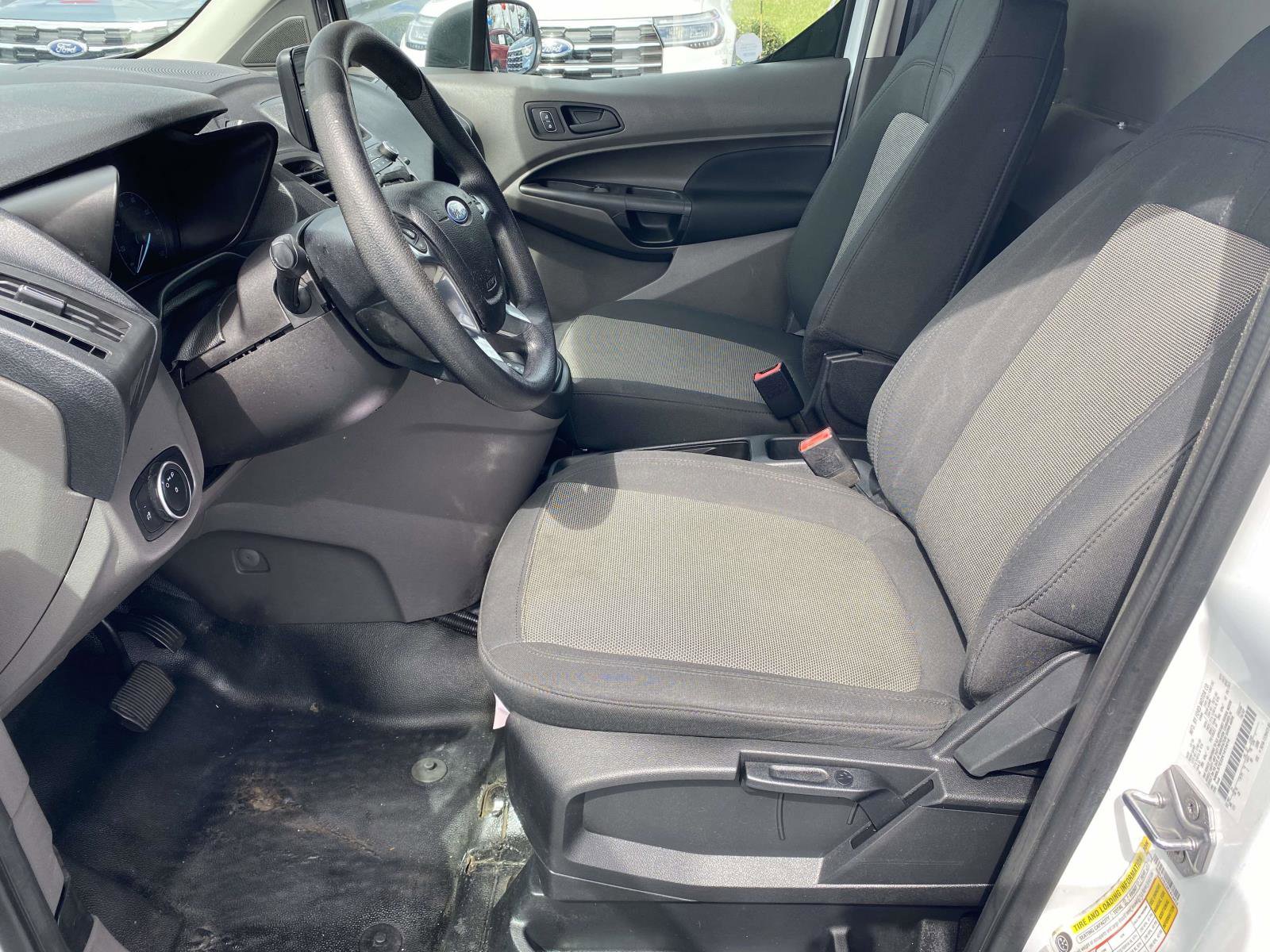 Used 2019 Ford Transit Connect XL image 12