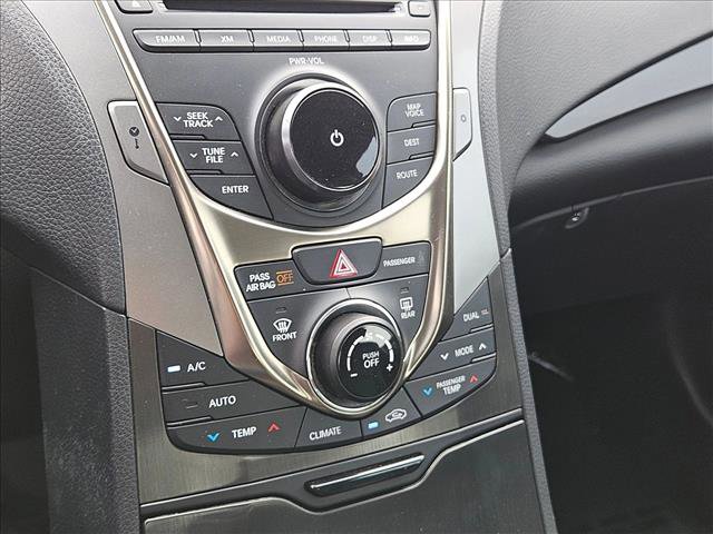 Used 2013 Hyundai Azera w/ Technology Pkg FWD image 16