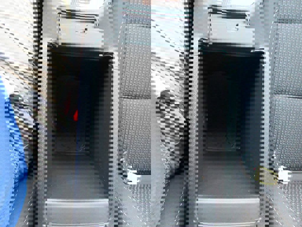 Certified 2023 GMC Acadia SLE w/ Driver Convenience Package image 27