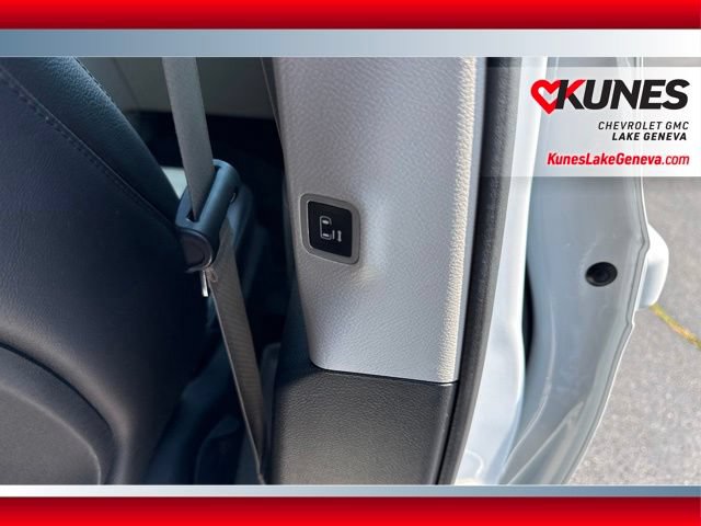 Used 2019 Chrysler Pacifica Touring-L FWD image 19