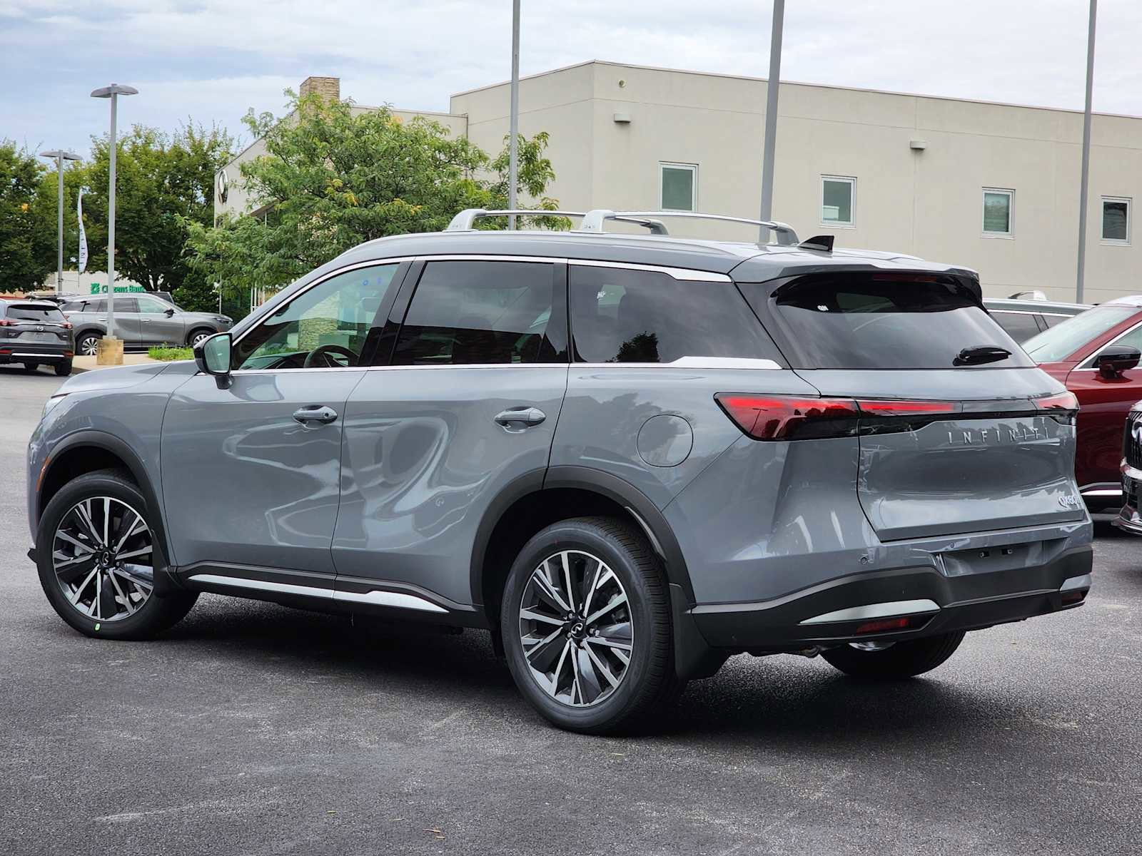 New 2026 INFINITI QX60 Luxe w/ Cargo Package image 2
