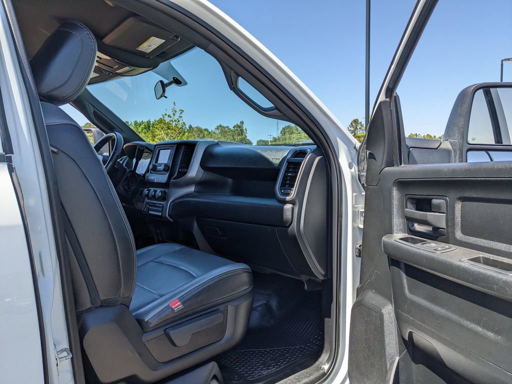 Used 2024 RAM 2500 Tradesman w/ Chrome Appearance Group AWD/4WD image 37