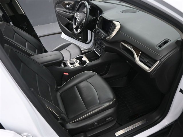 Used 2019 GMC Terrain Denali w/ Advanced Safety Package image 17