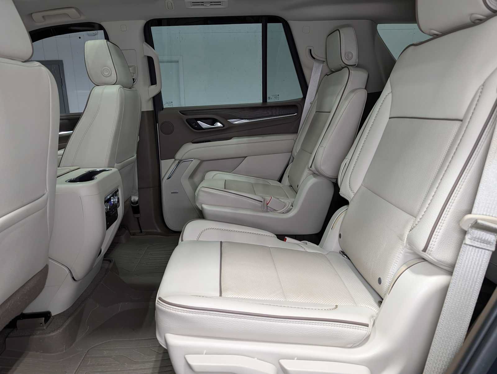 Certified 2022 GMC Yukon Denali w/ Max Trailering Package AWD/4WD image 24