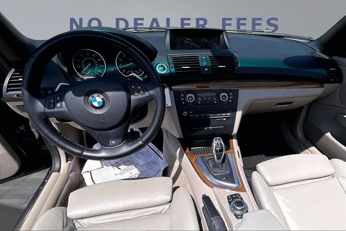 Used 2012 BMW 135i Convertible RWD image 7