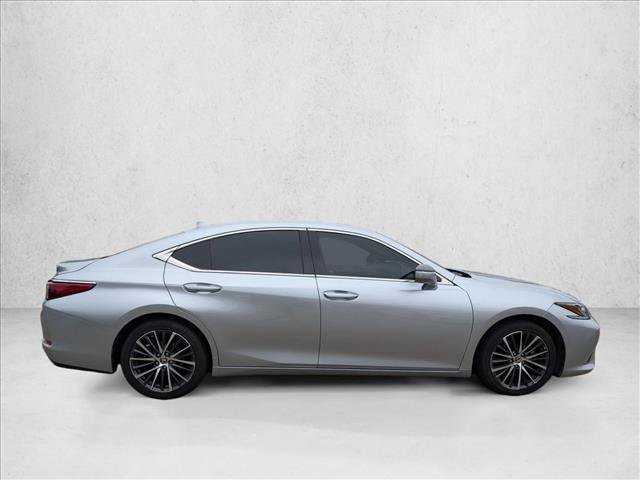 Used 2022 Lexus ES 350 w/ Premium Package FWD image 4