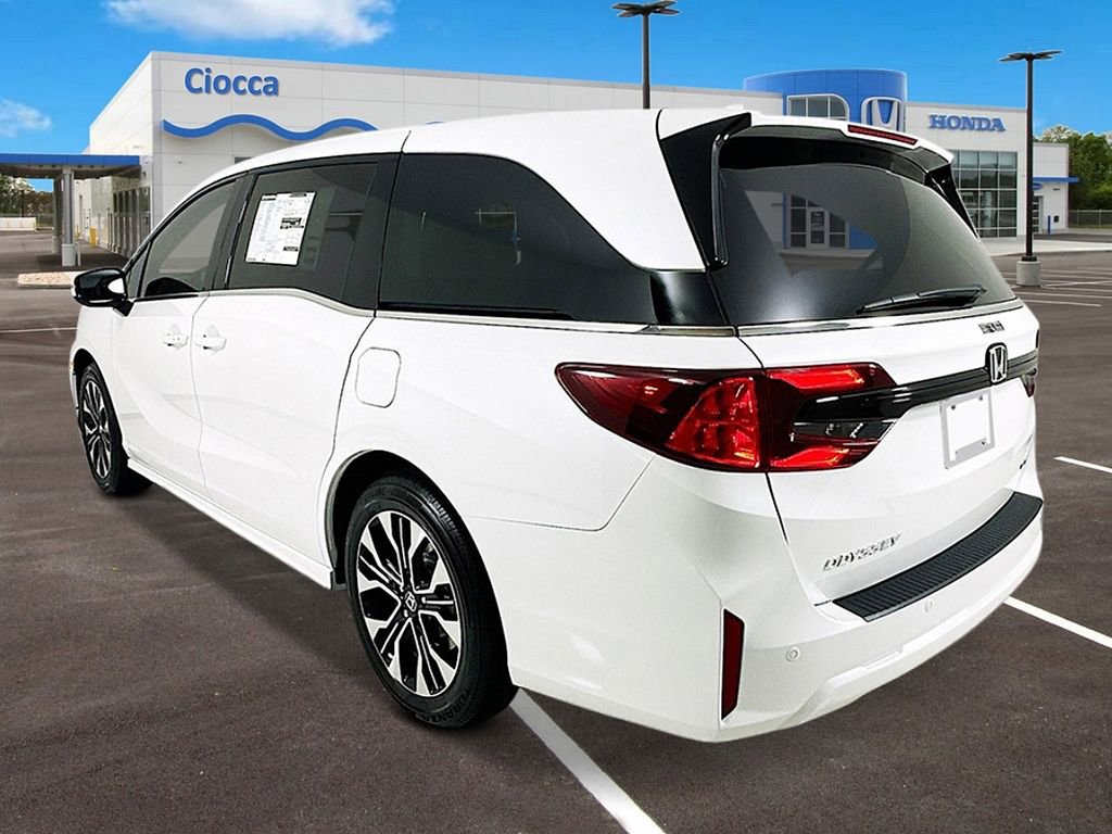 New 2026 Honda Odyssey Elite image 3