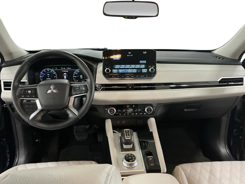 Used 2024 Mitsubishi Outlander SEL image 6