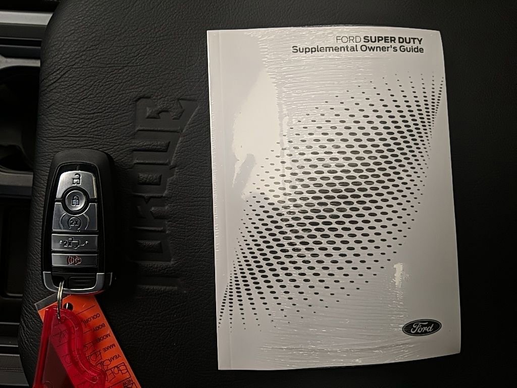 New 2026 Ford F250 Lariat w/ Black Appearance Package image 39