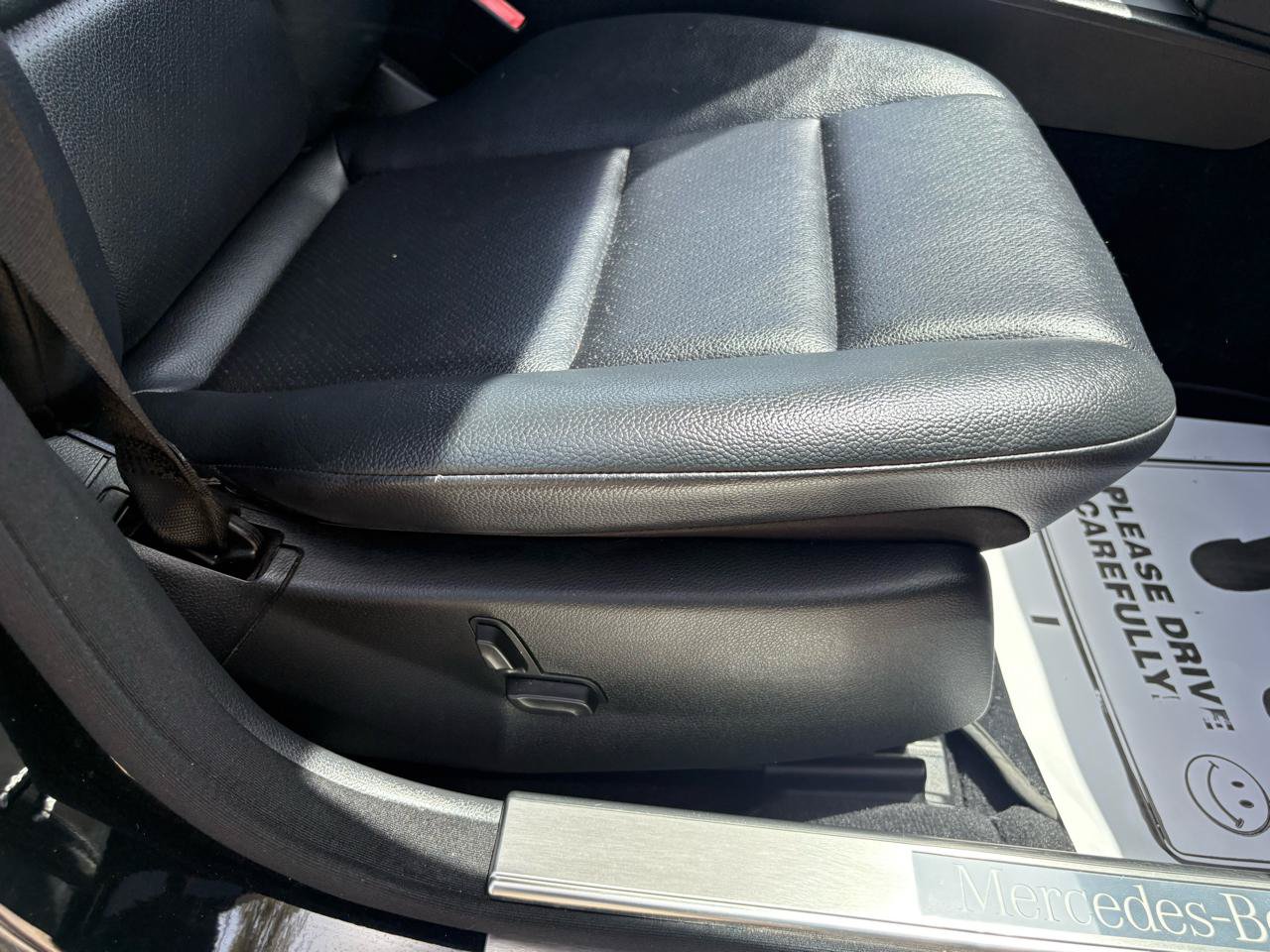 Used 2014 Mercedes-Benz C 250 Sedan image 33