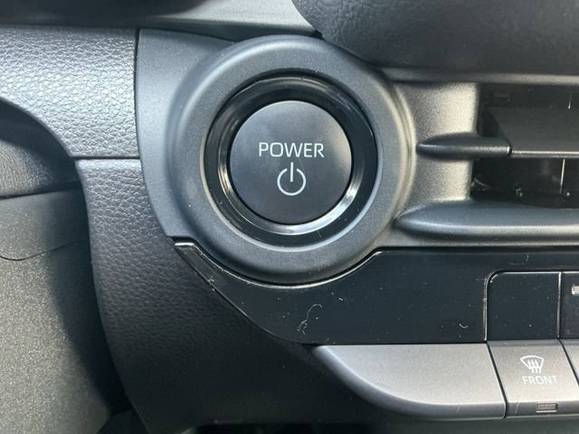 Certified 2023 Toyota Crown XLE image 21