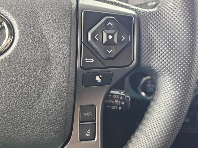 Used 2023 Toyota Tacoma TRD Off-Road AWD/4WD image 32