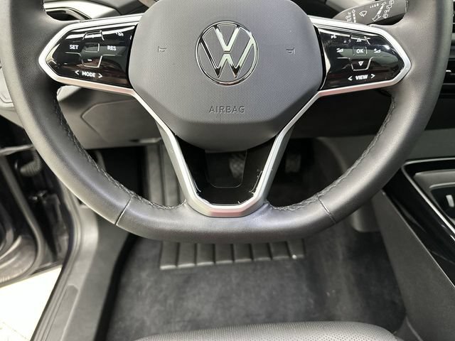 Used 2023 Volkswagen ID.4 Pro S Plus AWD/4WD image 14