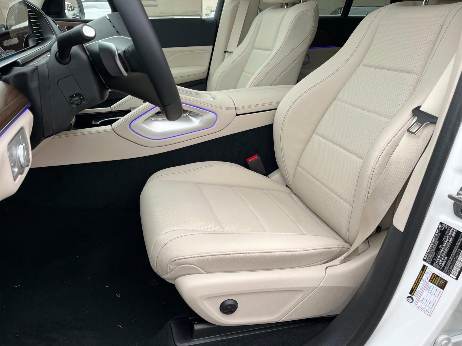 Certified 2025 Mercedes-Benz GLE 350 4MATIC image 16