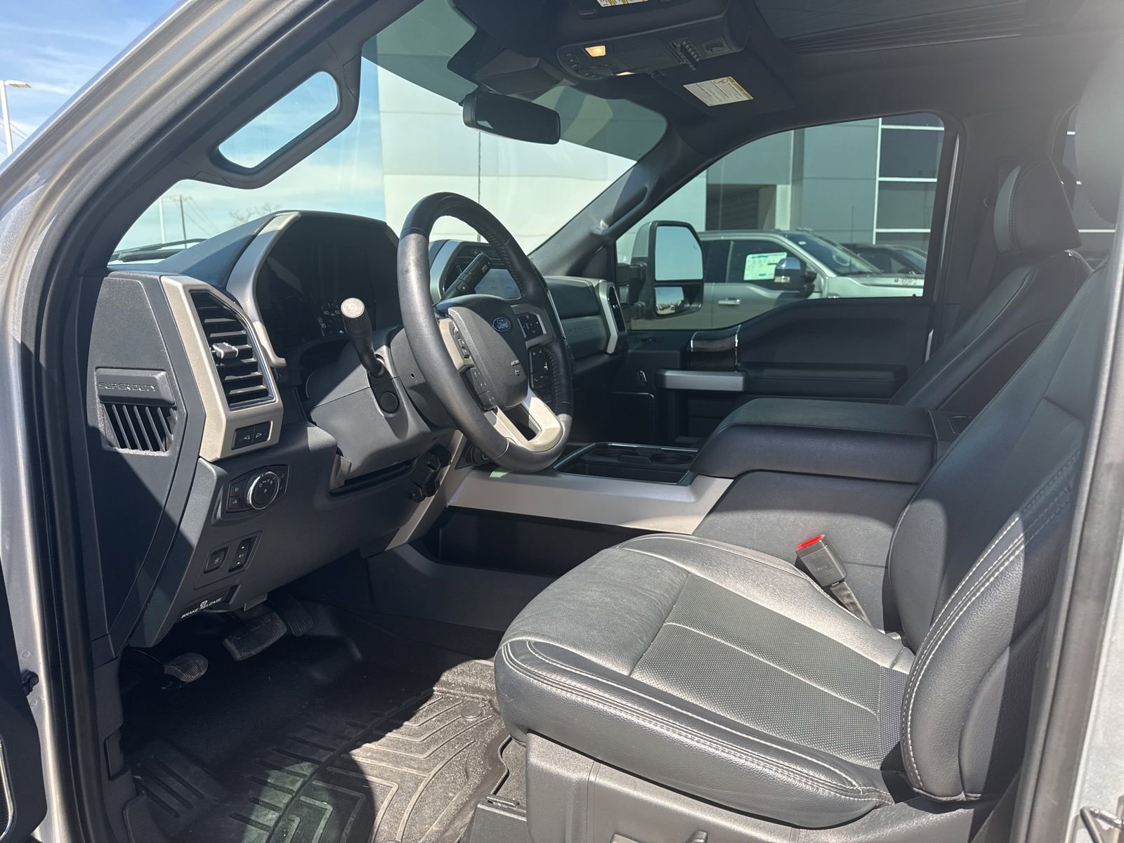 Certified 2022 Ford F250 Lariat w/ Lariat Ultimate Package image 11