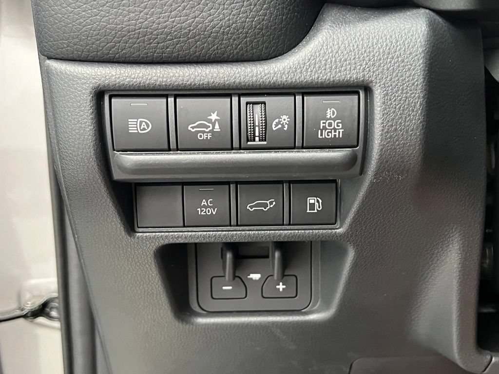 Used 2025 Toyota Land Cruiser w/ Premium Package AWD/4WD image 20