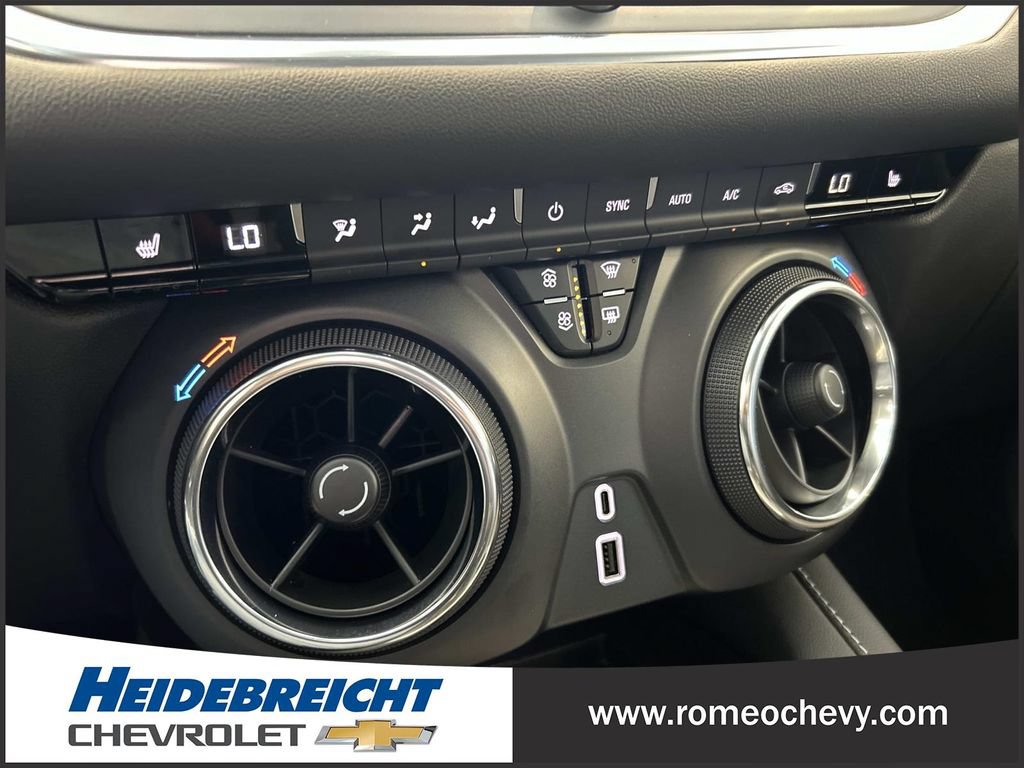 Used 2024 Chevrolet Blazer LT w/ Convenience Package AWD/4WD image 23