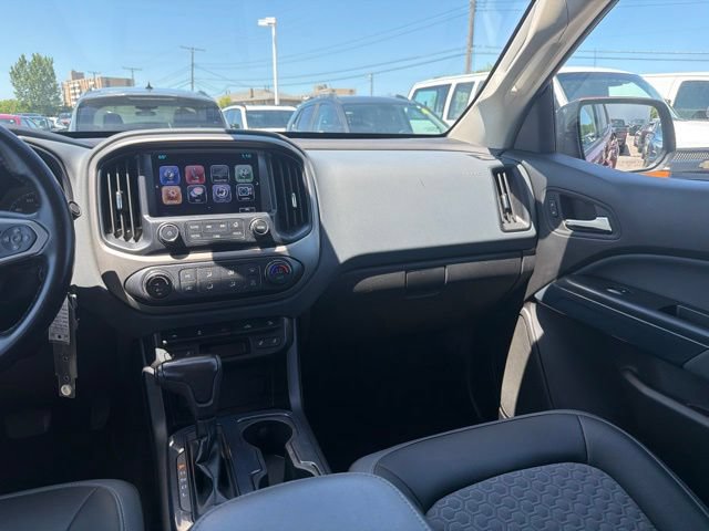 Used 2018 Chevrolet Colorado Z71 AWD/4WD image 23