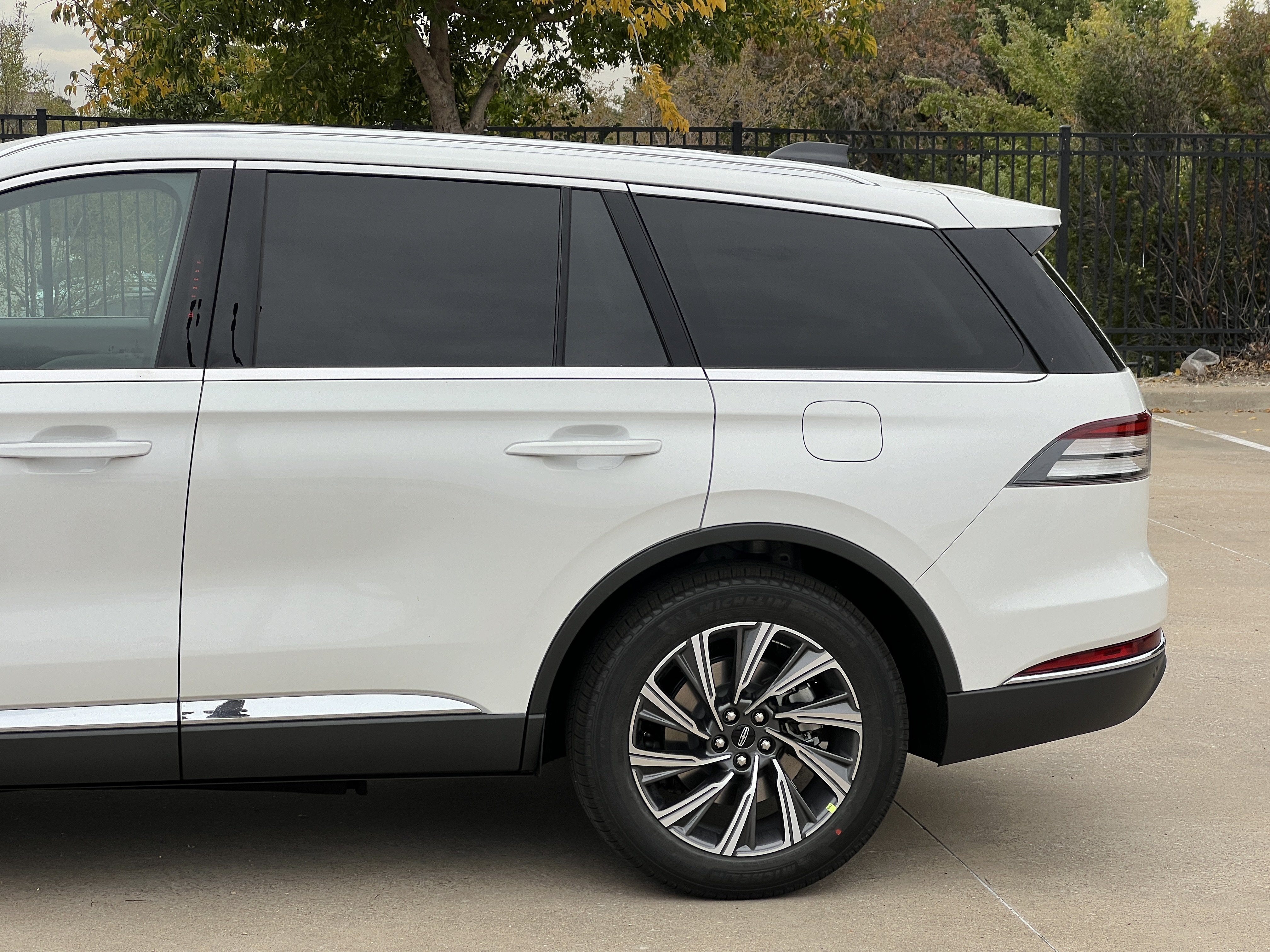 New 2027 Lincoln Aviator 2WD image 6