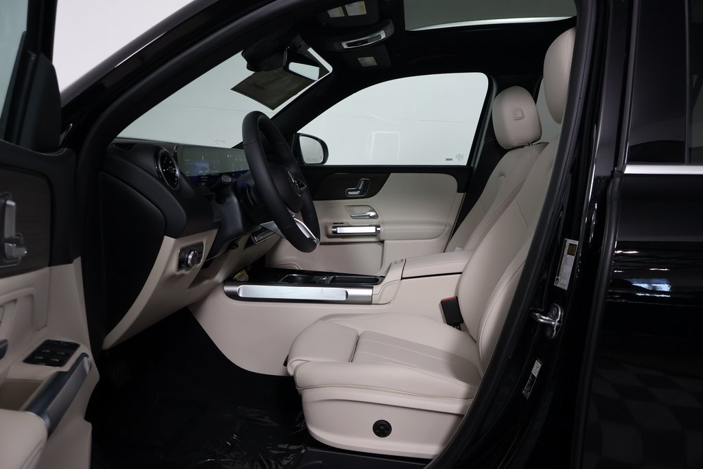 New 2026 Mercedes-Benz GLB 250 image 5