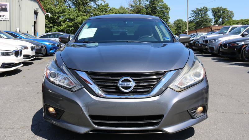 Used 2018 Nissan Altima 2.5 SL FWD image 2