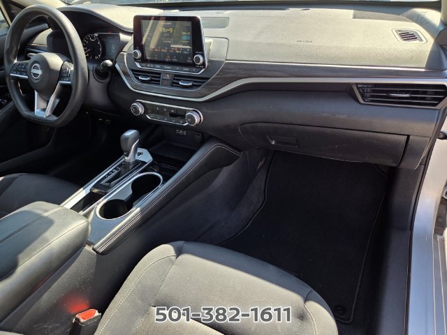 Used 2023 Nissan Altima 2.5 SV FWD image 21
