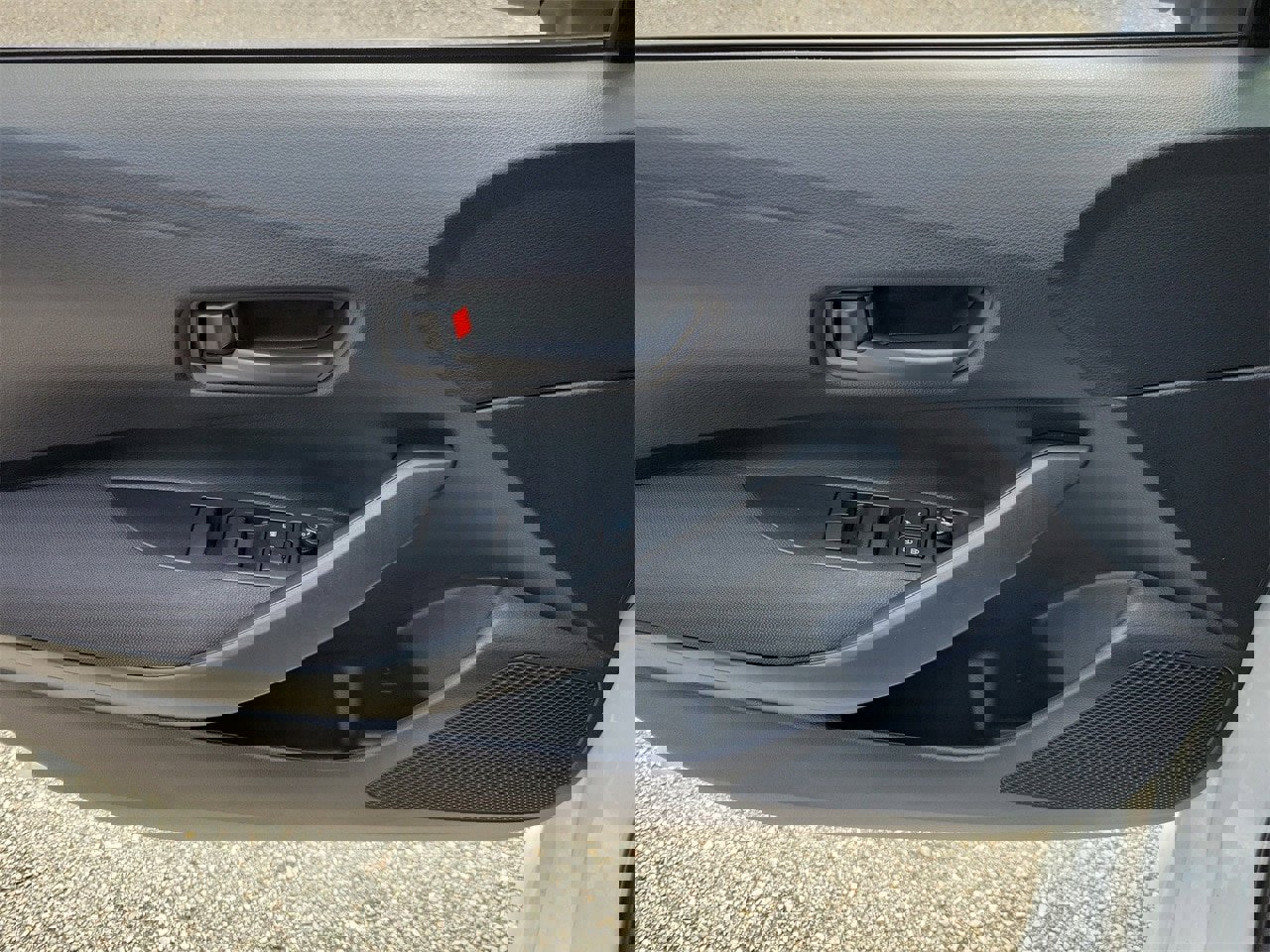 Used 2023 Toyota Corolla LE image 13