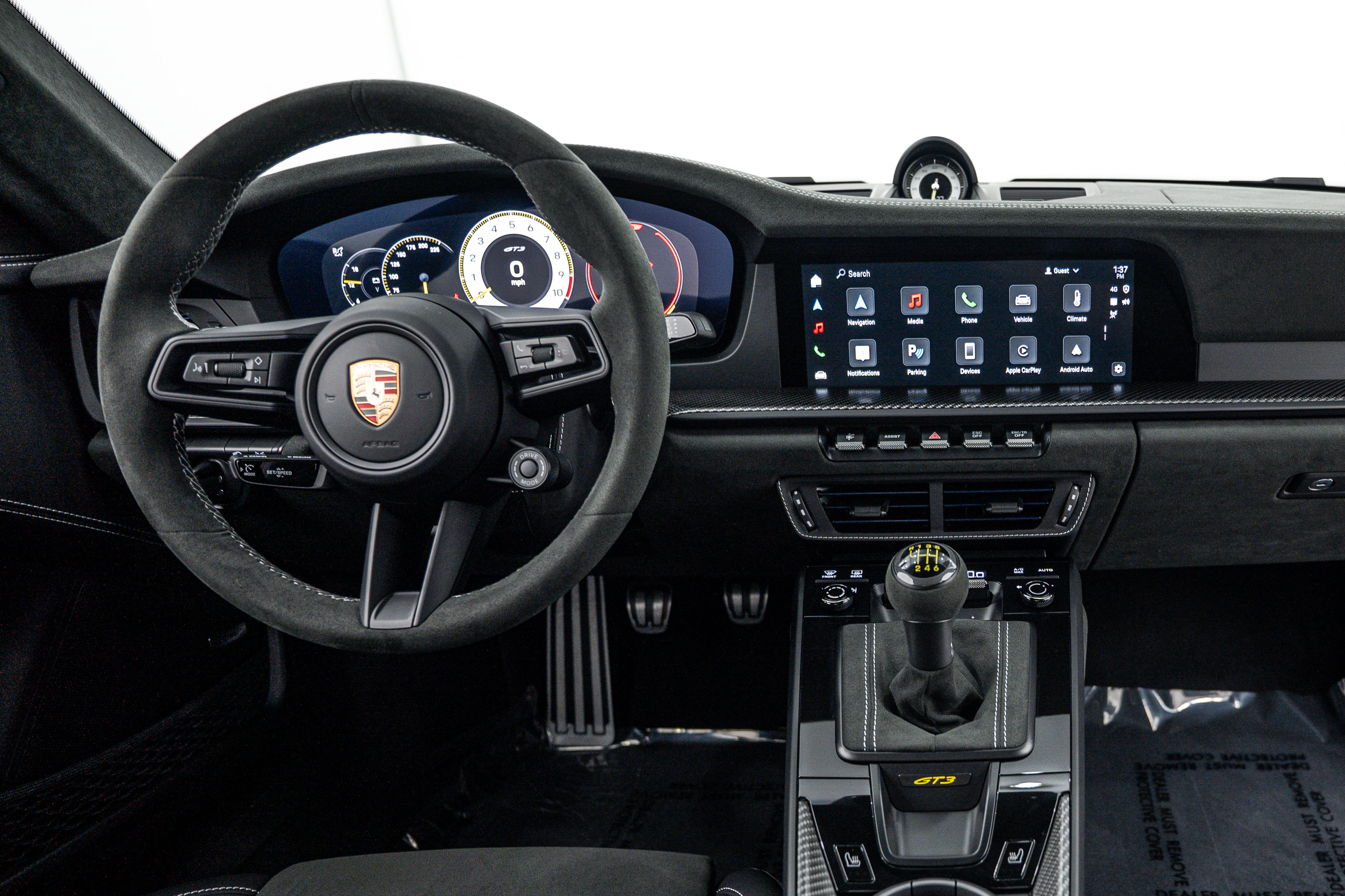 Certified 2025 Porsche 911 GT3 RWD image 14
