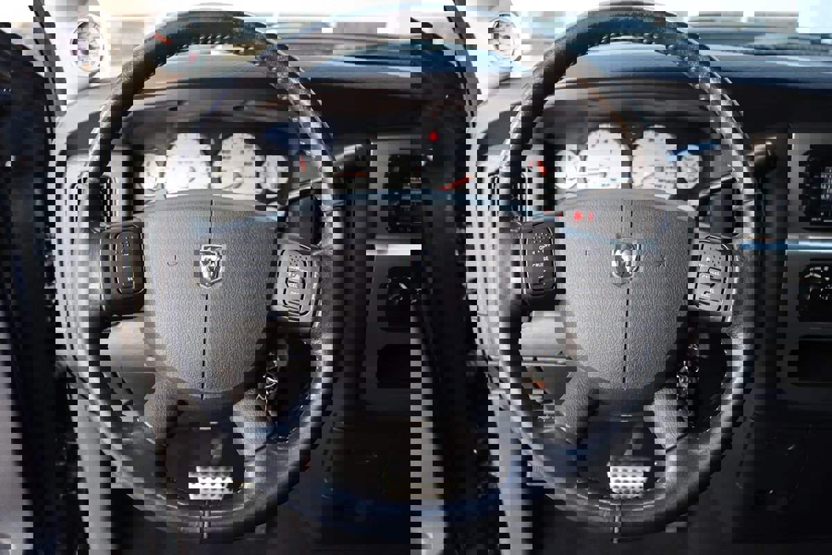 Used 2005 Dodge Ram 1500 Truck 2WD Quad Cab image 21