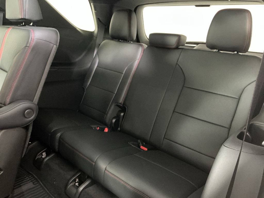 New 2026 Chevrolet Traverse RS w/ LPO, Floor Liner Package AWD/4WD image 10