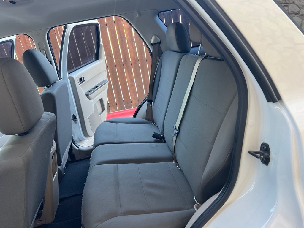 Used 2012 Ford Escape XLS FWD image 14