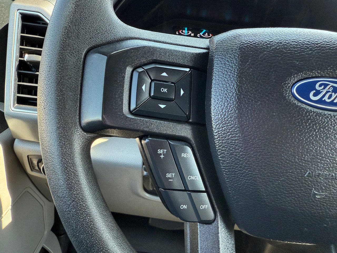 Used 2021 Ford F350 XLT w/ XLT Value Package image 33