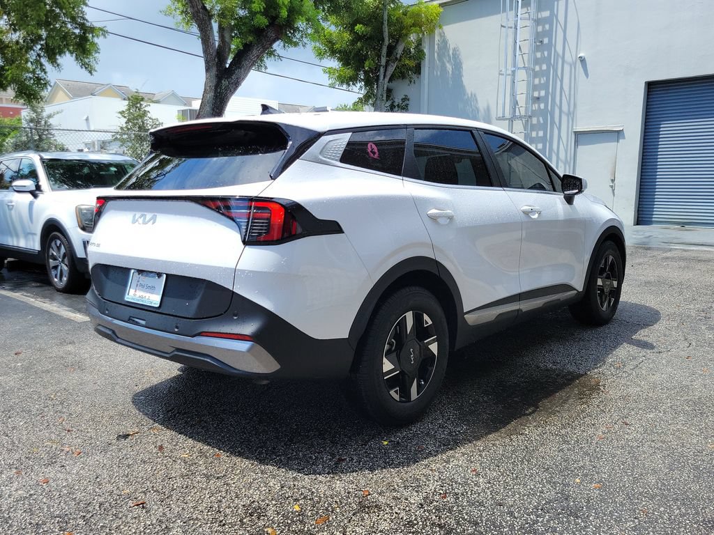 Certified 2026 Kia Sportage LX FWD image 8
