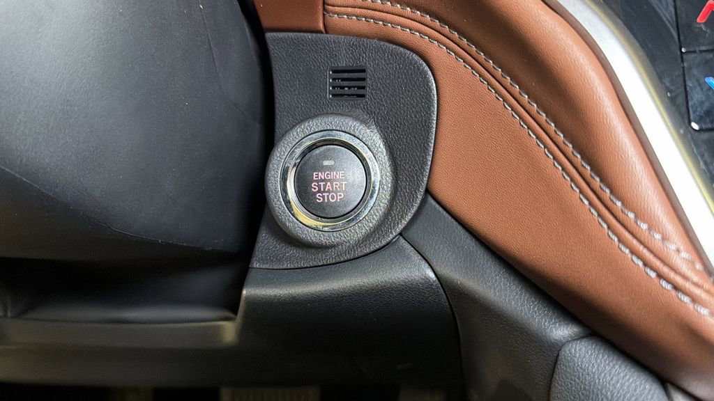 Used 2024 Subaru Outback Touring XT AWD/4WD image 32
