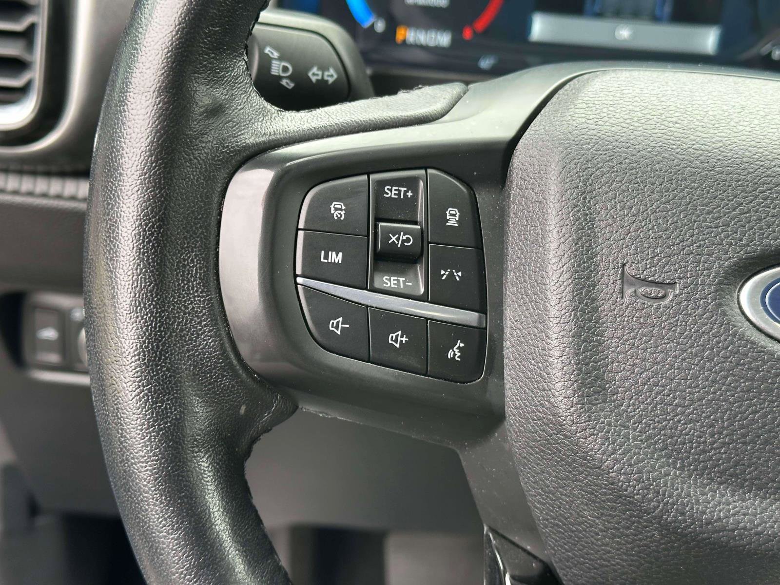 Certified 2024 Ford Ranger Lariat w/ Advanced Towing Package image 21