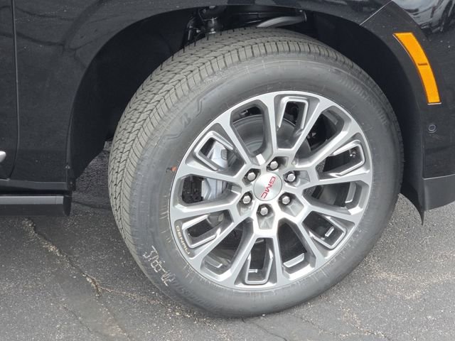 New 2026 GMC Yukon Denali w/ Denali Reserve Package AWD/4WD image 30