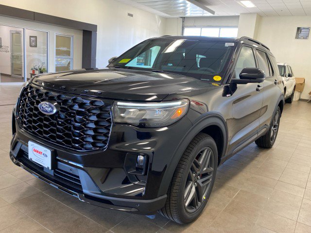 New 2026 Ford Explorer ST-Line w/ ST-Line Street Pack image 4