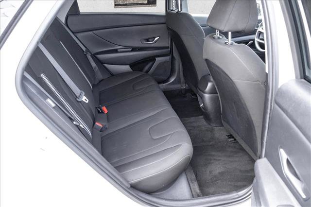 Used 2024 Hyundai Elantra SEL FWD image 23