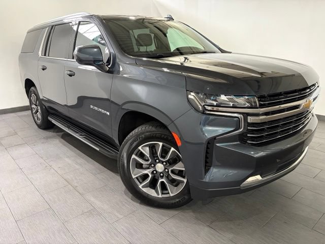Used 2021 Chevrolet Suburban LT AWD/4WD image 7