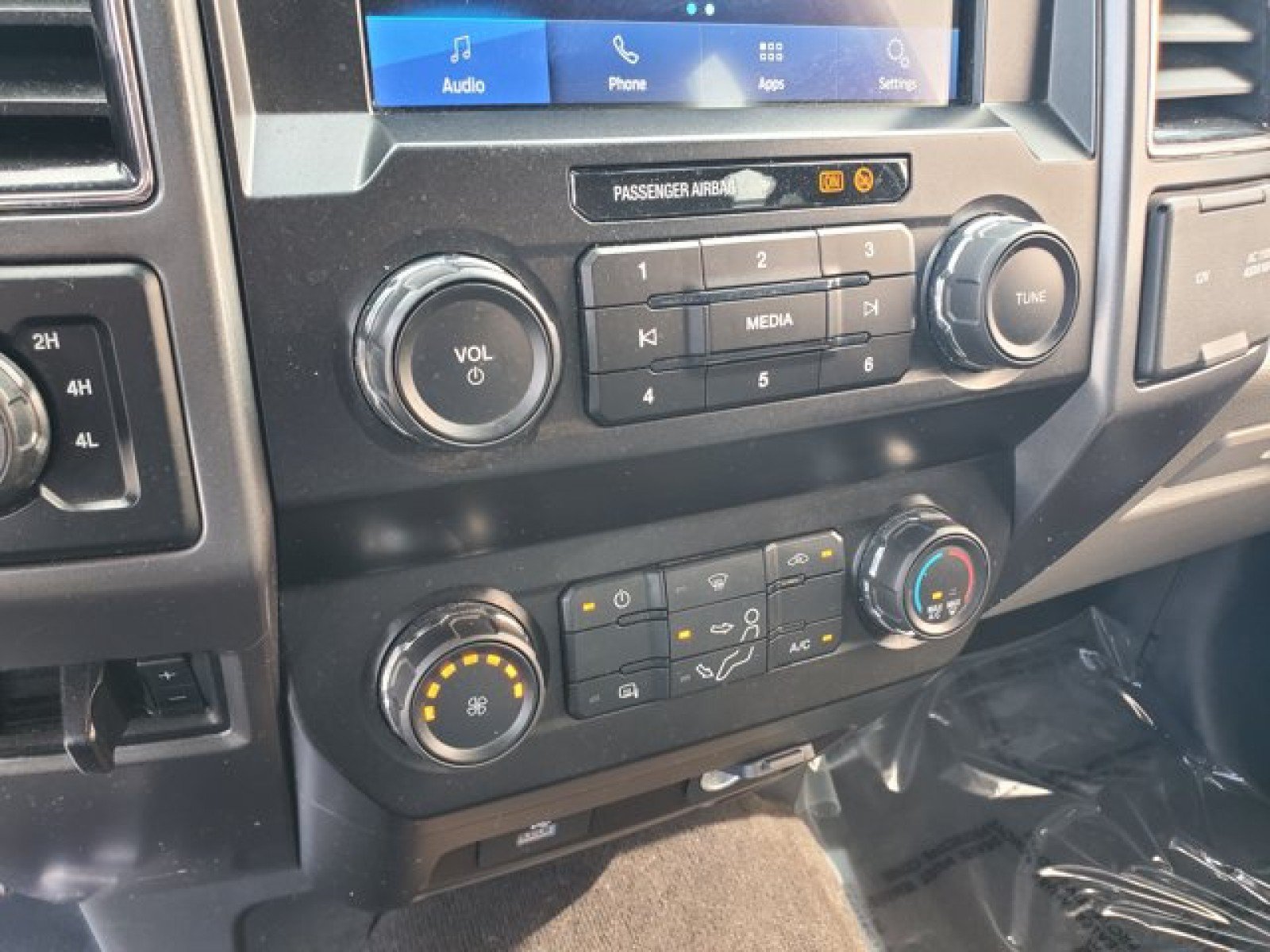 Certified 2022 Ford F250 XLT AWD/4WD image 21