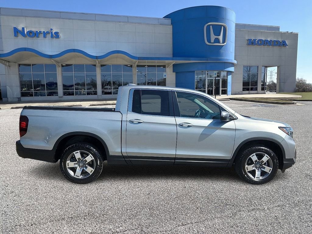 Used 2025 Honda Ridgeline RTL image 5